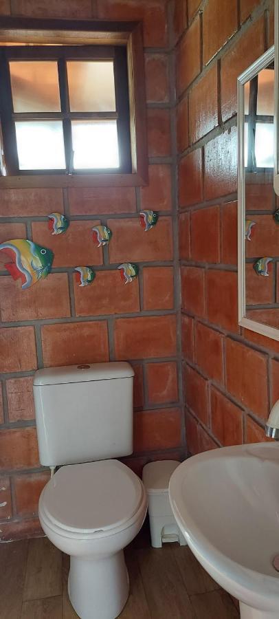 Chale Borasol Martim De Sa Piscina 600Mts Da Praia Caraguatatuba Exterior photo