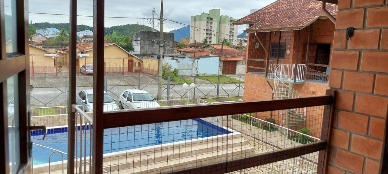 Chale Borasol Martim De Sa Piscina 600Mts Da Praia Caraguatatuba Exterior photo